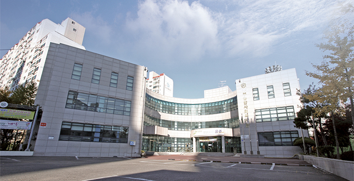 중부종합사회복지관 건물외관